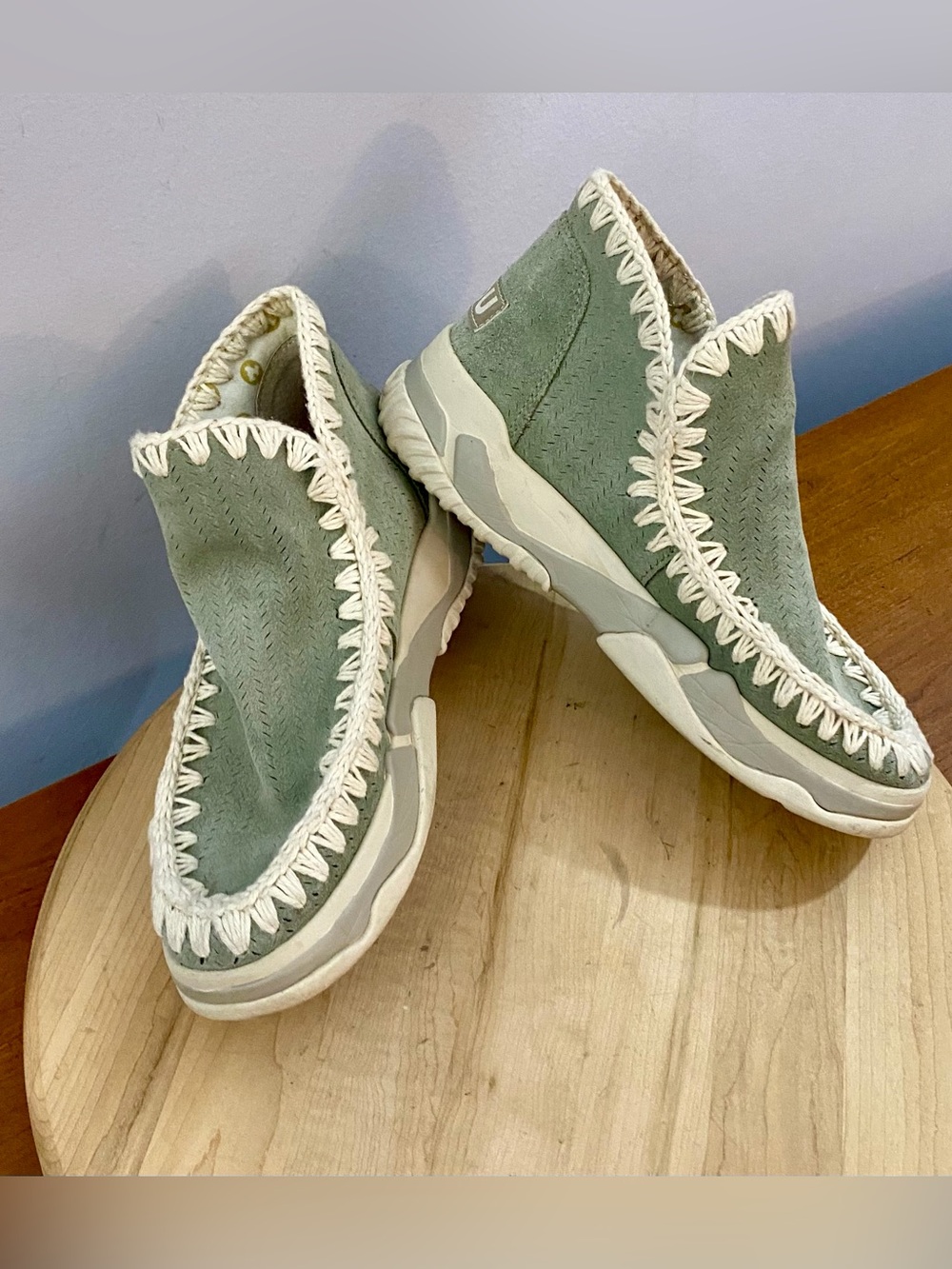 Mou Eskimo Sneaker Boots Sage Green Sheepskin Wool Crochet Stitching Womens US 9 - Picture 11 of 11
